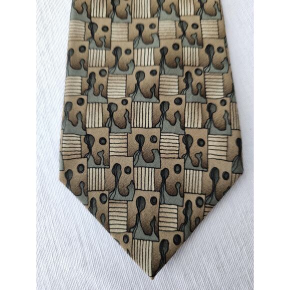 J Garcia Collectors Edition Stonehenge 100% Silk Hand Sewn in USA Mens Necktie - Picture 1 of 6